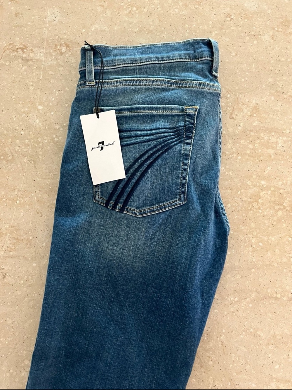 7 For All Mankind women’s Blue Jeans - Picture 1 of 2